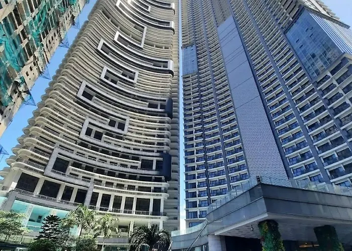 Knightsbridge Residences *