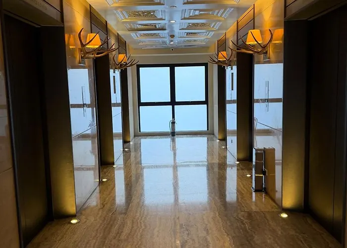 Knightsbridge Residences Aparthotel